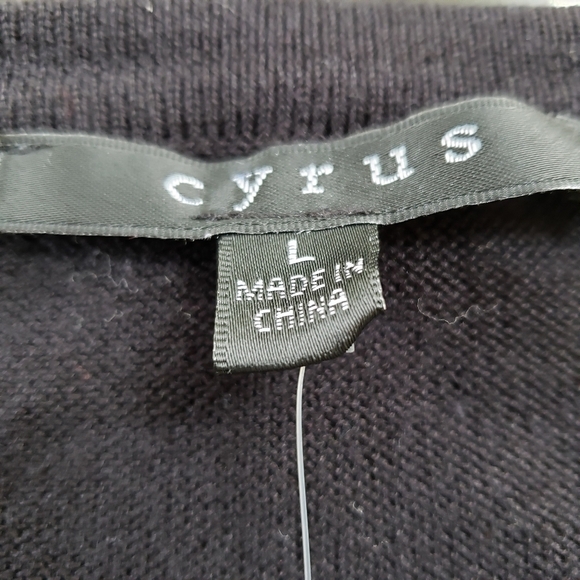 CYRUS Black Soft Sweater L Side Zippers Front Seam NWT - Picture 10 of 11
